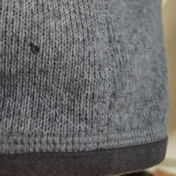 Patagonia Heather Gray Zip-Up Fleece - Picture 3 of 3